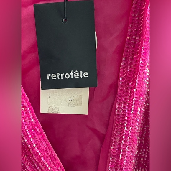 NWT Retrofête Hot Pink GABRIELLE SEQUIN ROBE - Picture 6 of 15